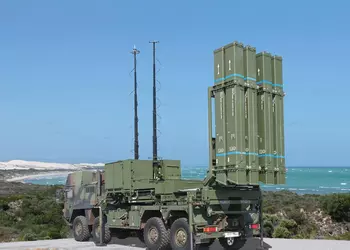 Украина подписала соглашение на 2,2 млрд евро на производство систем IRIS-T и ракет