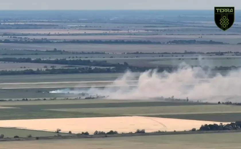 Уникальные кадры: украинская артиллерия уничтожает батарею российских гаубиц «Мста-Б» (видео)