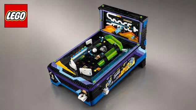 LEGO's first working pinball machine is ...