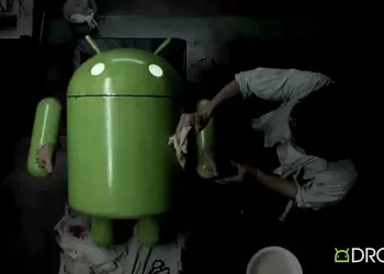 Рекламный ролик неанонсированного смартфона Sony Ericsson XPERIA Play (обновлено)