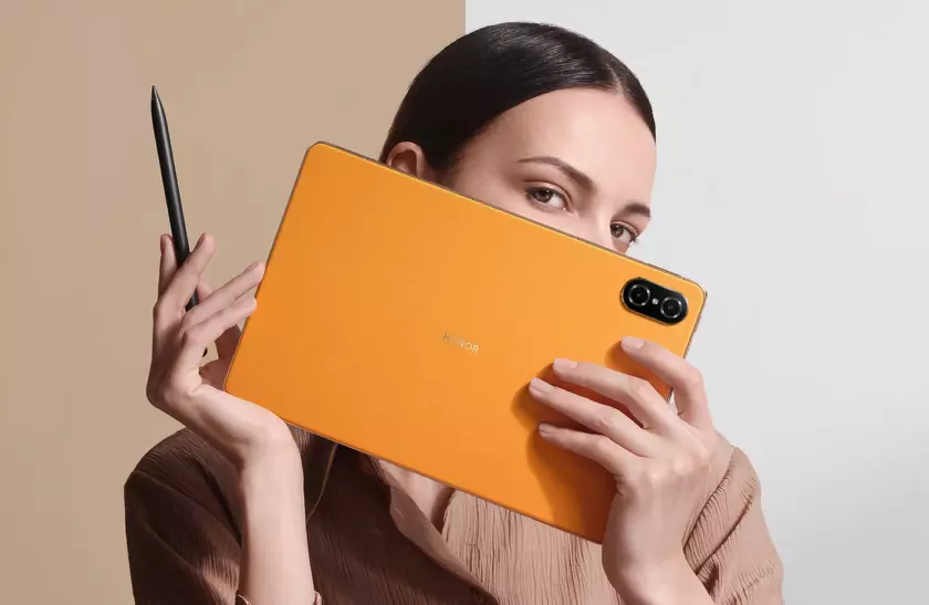 Honor Tab V7 Pro: экран на 120 Гц, процессор MediaTek Kompanio 1300T, поддержка стилуса, двойная камера и ценник от $400