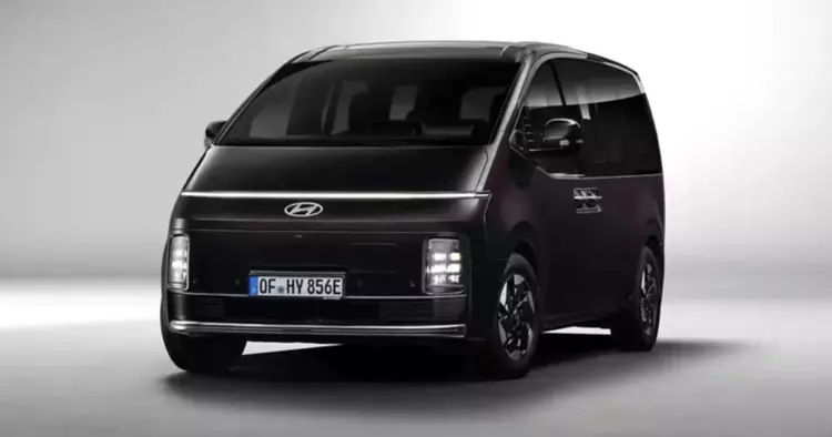 Hyundai открыла заказы на электрический минивэн Staria за €57 450