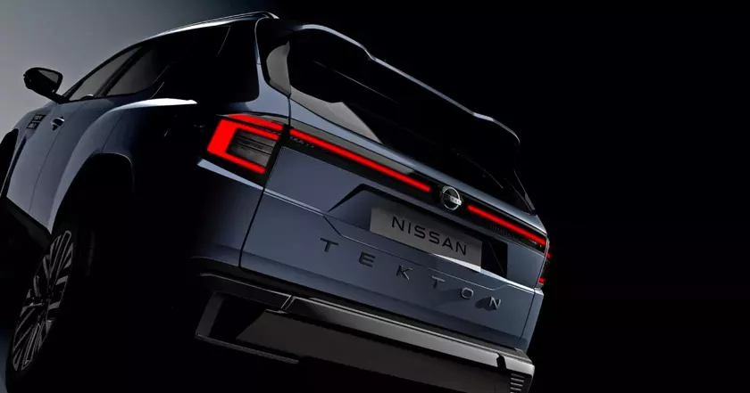 Nissan Tekton