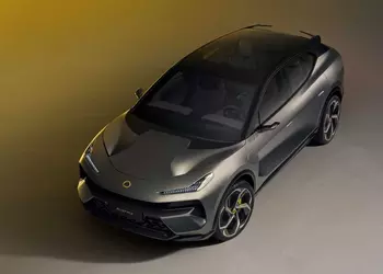 Lotus обновил Eletre: автопилот на автобанах и «голос» для электромоторов