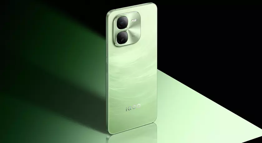 iQOO Z9x с LCD-дисплеем на 120 Гц, чипом Snapdragon 6 Gen 1 и зарядкой на 44 Вт дебютирует на глобальном рынке 16 мая