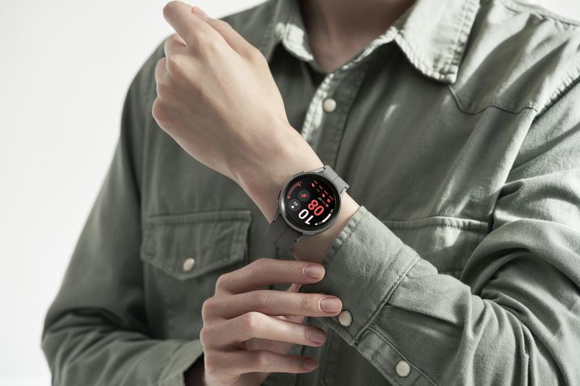 Samsung hat die Galaxy Watch 5 Pro, eine robuste Smartwatch mit Titangehäuse und Körpertemperatursensor, für 450 Dollar vorgestellt