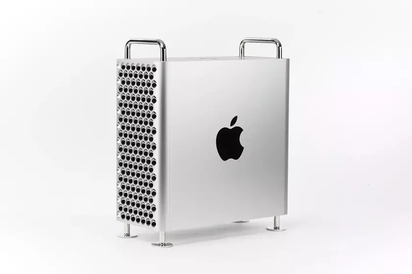 Марк Гурман: Mac Pro с чипом Apple Silicon не получит поддержку расширяемой ОЗУ и будет выглядеть, как актуальная модель