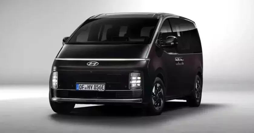 Hyundai открыла заказы на электрический минивэн Staria за €57 450