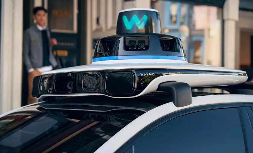 Как роботакси Waymo меняет будущее транспорта