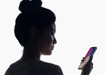 Face ID burns again: this time the system confused the face of the owner of the iPhone X and her work colleagues