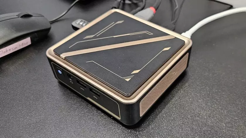 Первая крупная утечка фото Sapphire Edge AI: что нового?