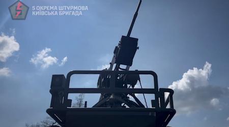 Ukrainas væpnede styrker viser for første gang bilder av en bakkebasert panserdrone i aksjon