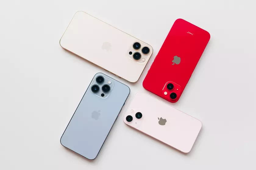 Прогноз: в течение 10 лет стоимость iPhone поднимется до $6000. Чьи смартфоны, помимо Apple, дорожают больше всего?