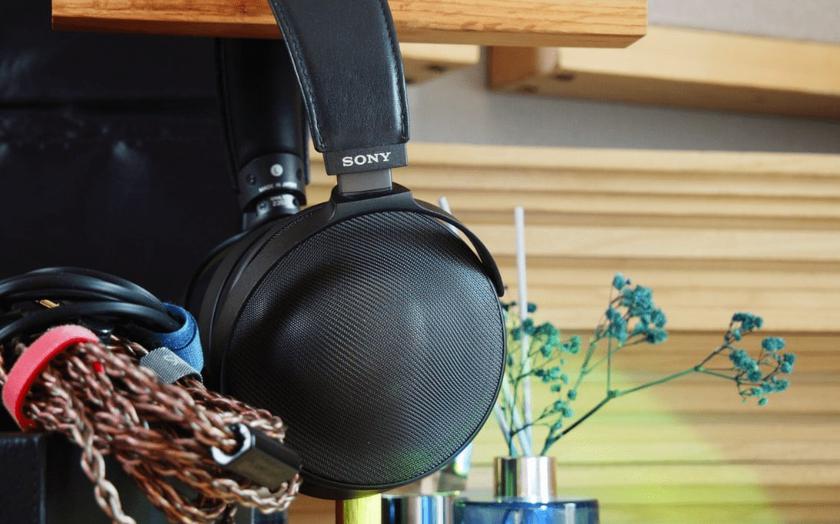 Sony MDR-Z1R closed back headphones