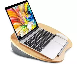 Bureau sur les genoux