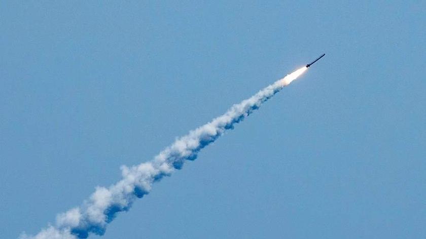 Воздушные Силы Украины уничтожили четыре ракеты «Калибр», запущенные по городу Днепр