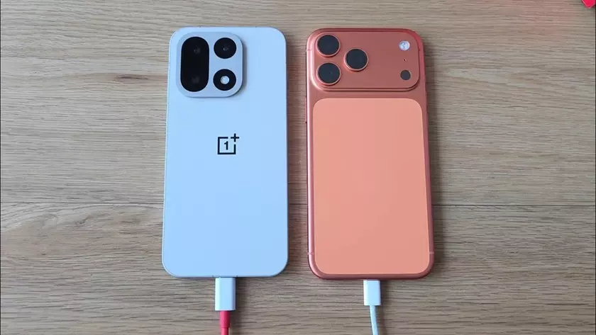 OnePlus 15 Takes on iPhone 17 Pro Max: Clash of the Titans