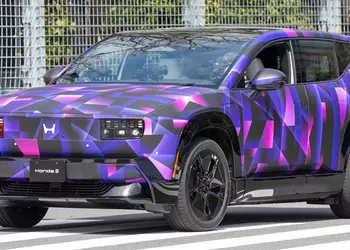 Макс Ферстаппен проехался за рулем еще не выпущенного Honda 0 SUV