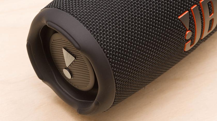 JBL Charge 5 speaker review