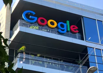 Как Google получила свое место среди финансовых лидеров с капитализацией в 2 трлн долларов