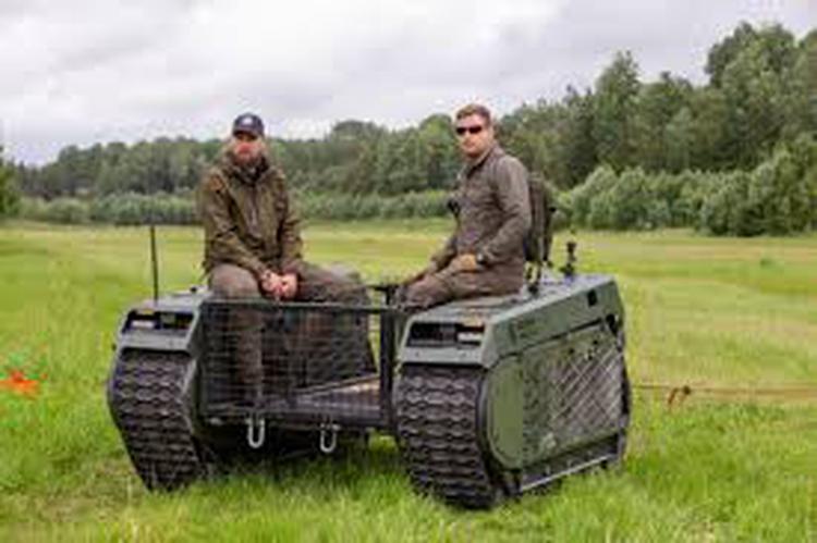 Sweden acquires THeMIS tracked cargo drone ...