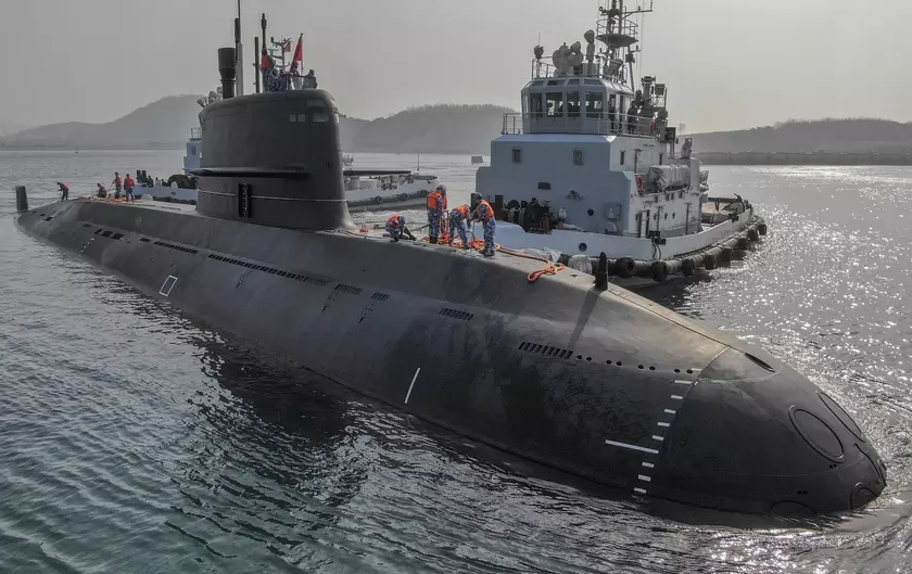 Пакистан получил вторую подводную лодку класса Hangor, являющуюся модификацией китайской субмарины 