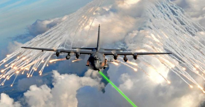 Армия США отказалась от установки лазерного оружия на самолет