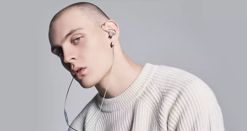 Meizu представила «голые» наушники-трансформеры Live и Flow Bass за $93