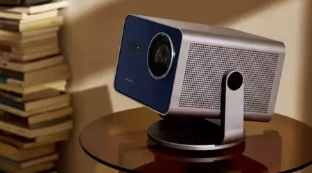 Leica представила Cine Play 1 Plus — преміальний 4K-проектор із зображенням до 300 дюймів і підтримкою HDR10+