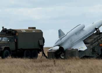 Украина официально подтвердила использование беспилотников Ту-141 для поражения ядерных бомбардировщиков Ту-95МС и Ту-22М3 на территории россии