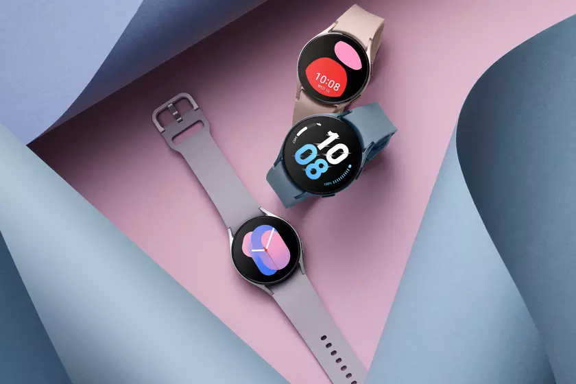 Пользователи Galaxy Watch 5 и Galaxy Watch 5 Pro теперь могут проверять состояние аккумулятора смарт-часов на смартфоне
