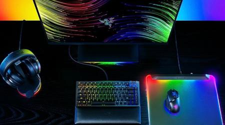 Razer представила Firefly V2 Pro: килимок для миші з RGB-підсвічуванням і двома портами USB за $124