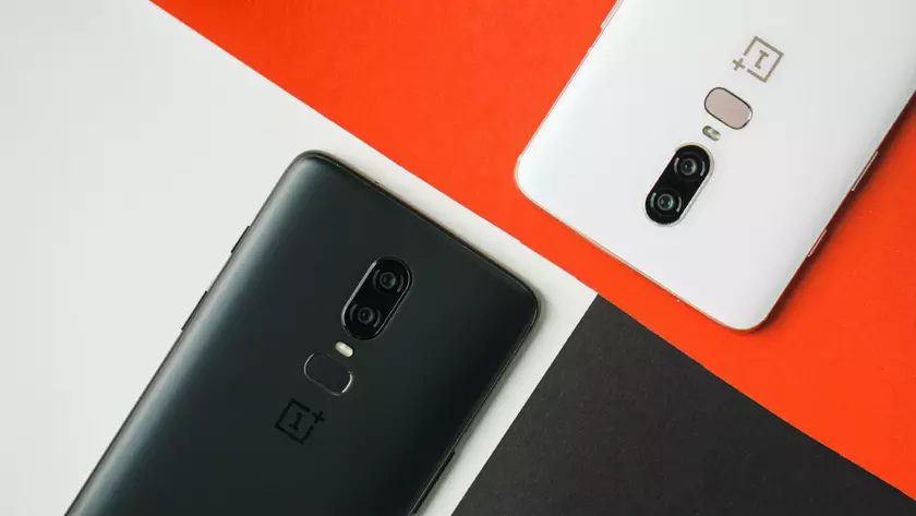 OnePlus 6 и OnePlus 6T получили OxygenOS Open Beta 4: улучшили работу системы, обновили режим чтения и добавили декабрьский патч безопасности