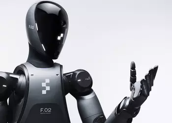 BMW показала робота-механика, который ловко грузит металлические детали на реальном производстве