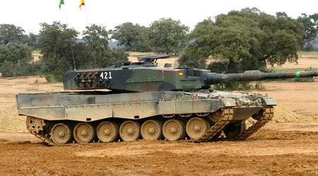 Official: Spain has sent Ukraine an additional batch of Leopard 2 tanks and M113 armoured personnel carriers