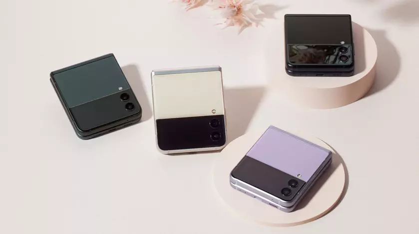 Samsung Galaxy Flip 3 тоже получил июльское обновление безопасности операционной системы Android 13