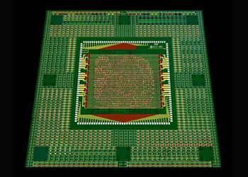 MIT: Мікрочіпи з нанотрубками підвищать енергоефективність процесорів