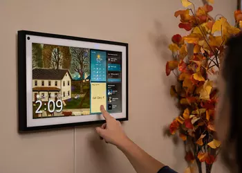 Смарт-дисплей Amazon Echo Show с экраном на 15 дюймов и поддержкой Alexa продают со скидкой $65