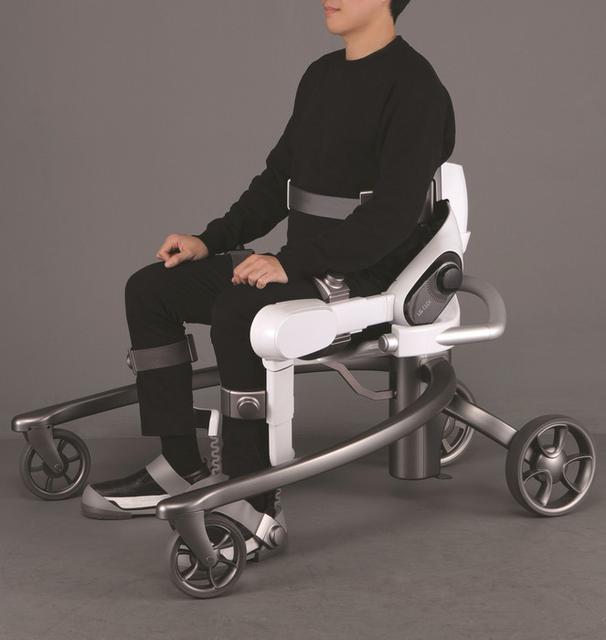 LG-CLOi-SuitBot-Seated.jpg