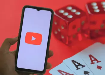 YouTube начинает борьбу с онлайн-казино: видеохостинг меняет политику рекламы азартных игр
