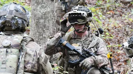 U.S. Army HoloLens mixed reality headset causes soldiers to experience nausea, headaches, and eye fatigue