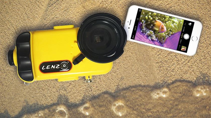 Чехол LenzO позволяет использовать iPhone 7 и 7 Plus на глубине до 100 метров
