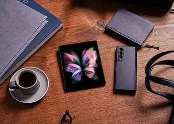 Unexpectedly: foldable smartphone Samsung Galaxy Z Fold 3 got eSIM support and a slot for two physical SIM cards at once