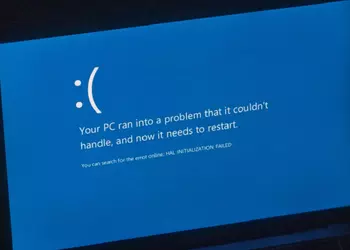 Windows не будет прежней: культовый синий “экран смерти” заменен на мрачное черное уведомление
