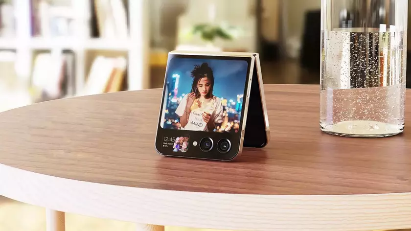 Нет, Samsung не собирается выпускать дешевый складной смартфон $400-500