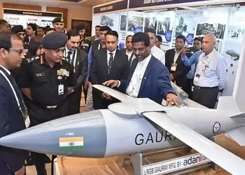 Индия, которая десять лет пытается создать свою планерную бомбу, в очередной раз испытала ее "впервые"