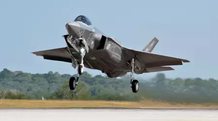 Après avoir commandé le F-35 Lightning II, la République tchèque a décidé de créer un centre de formation pour les pilotes de chasseurs de cinquième génération.