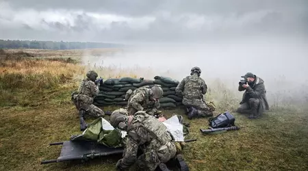 Les Ukrainiens qui rejoignent la Légion ukrainienne en Pologne pourront franchir la frontière "facilement"