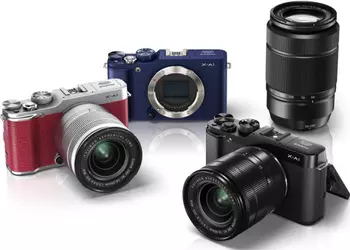 Беззеркальная камера начального уровня Fujifilm X-A1