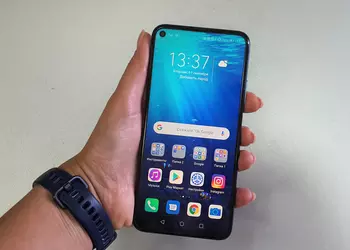 Обзор смартфона Honor 20 Pro: отличная камера за вменяемые деньги